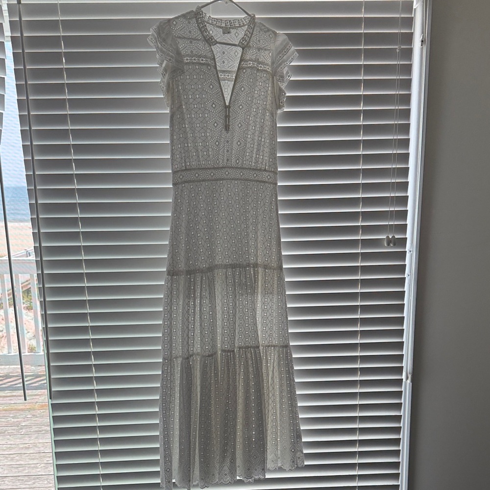Veronica Beard Elegant White Lace Dress sz  2
